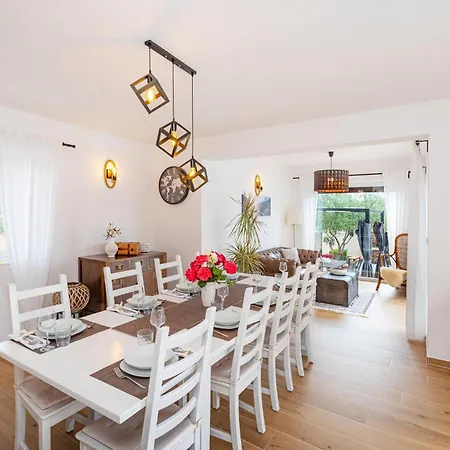 Gorgeous In With Sauna Semesterbostad *