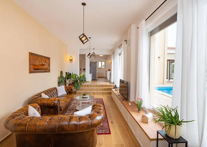 Beautiful In With Sauna Vakantiehuis