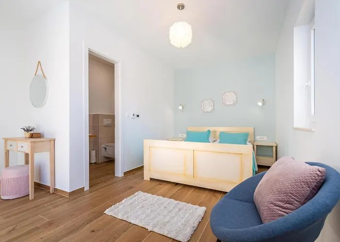 Beautiful In With Sauna Vakantiehuis